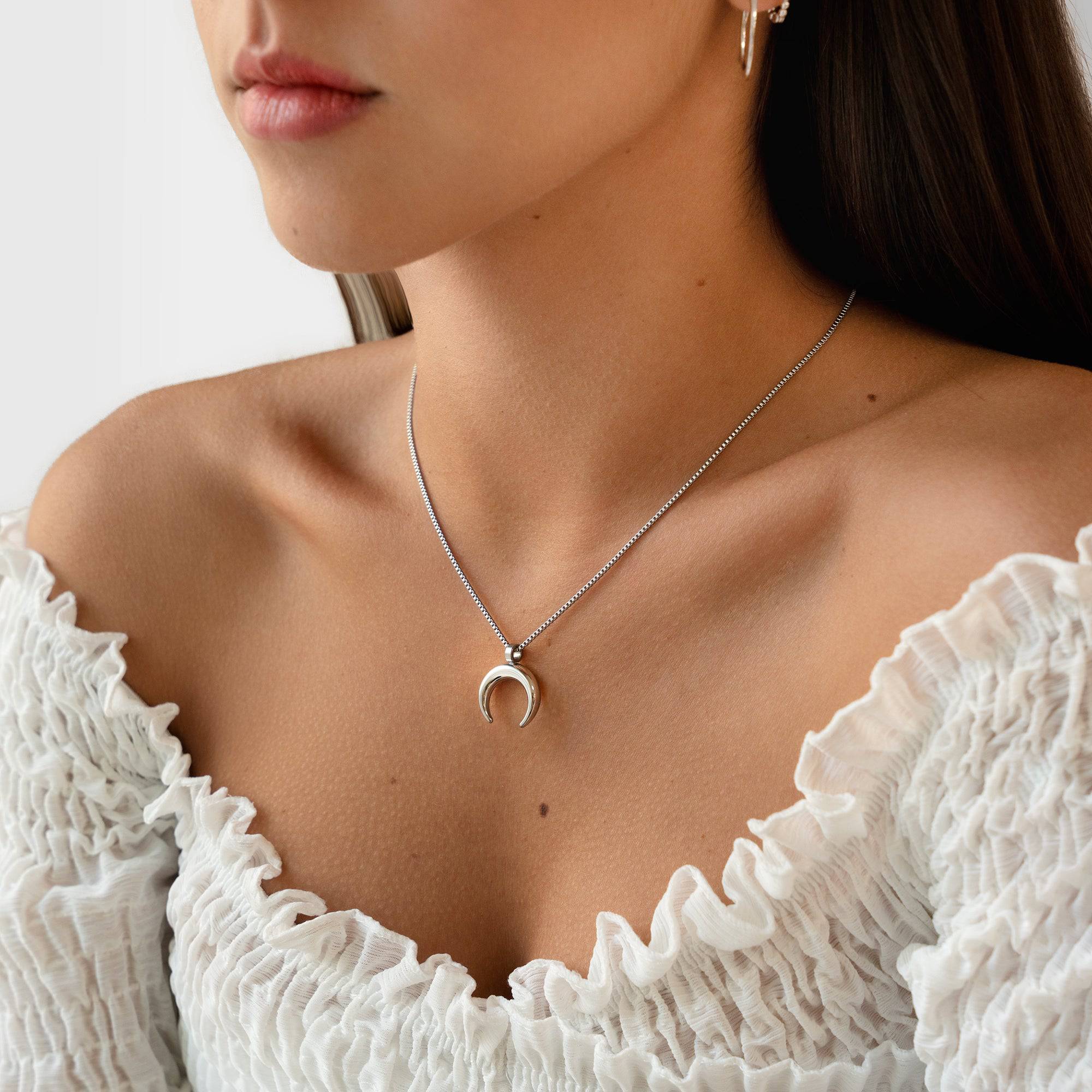 "Moon" Necklace - SophiaJewels