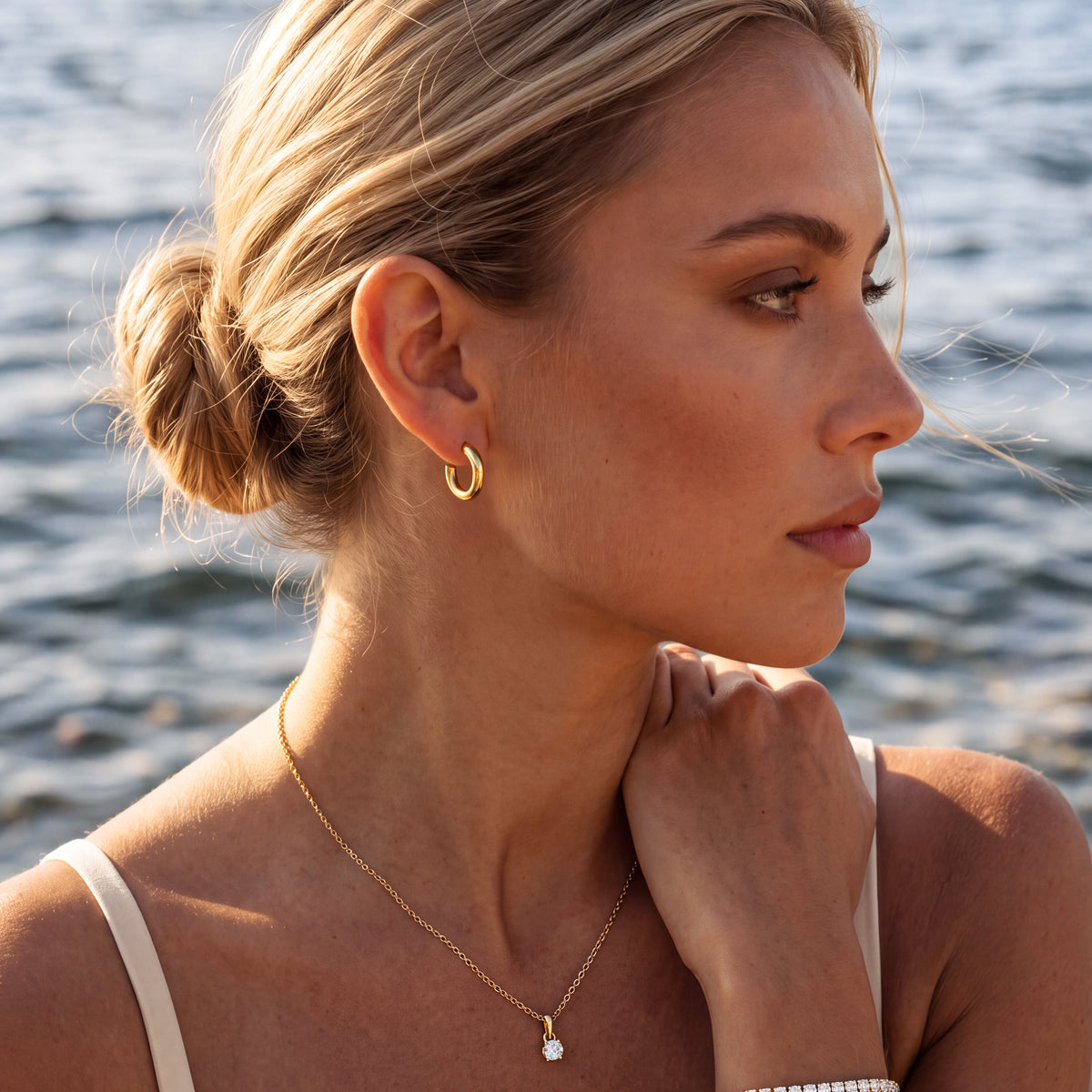Half Ring Thick Earrings