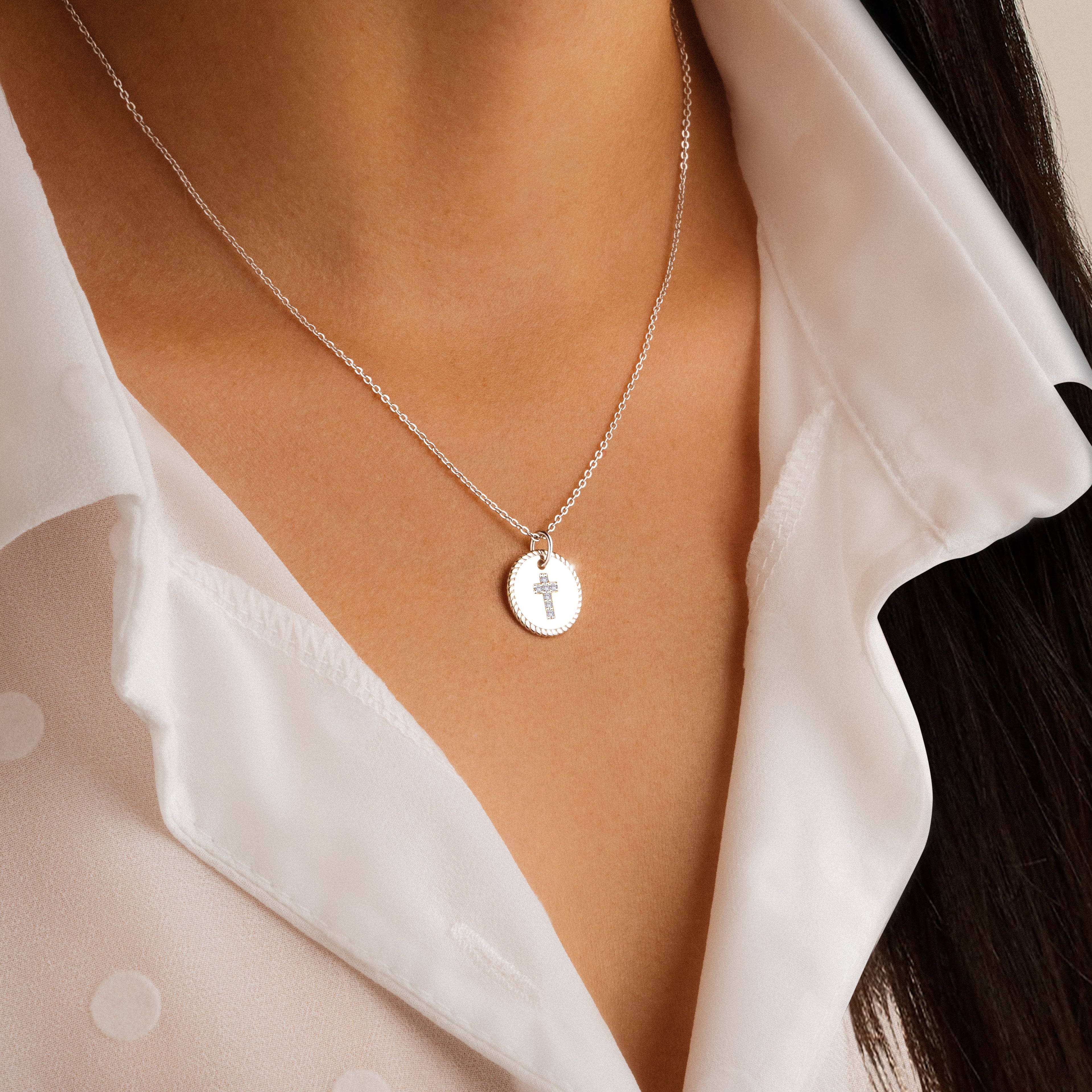 "Medal Cross" Necklace - SophiaJewels