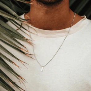 NECKLACES FOR MEN: Trends in accessories and how to use them