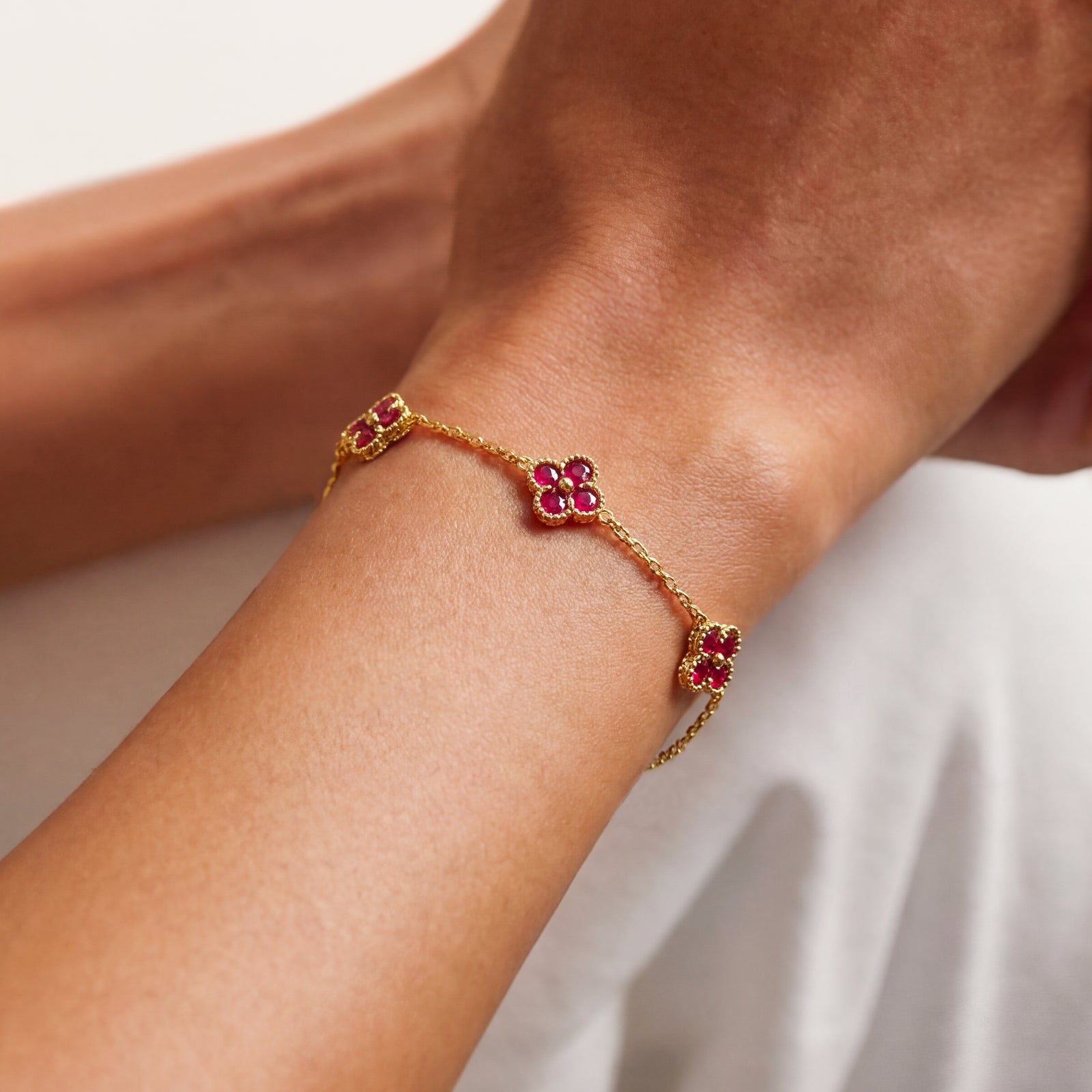 Seasonal Flowers Bracelet - SophiaJewels