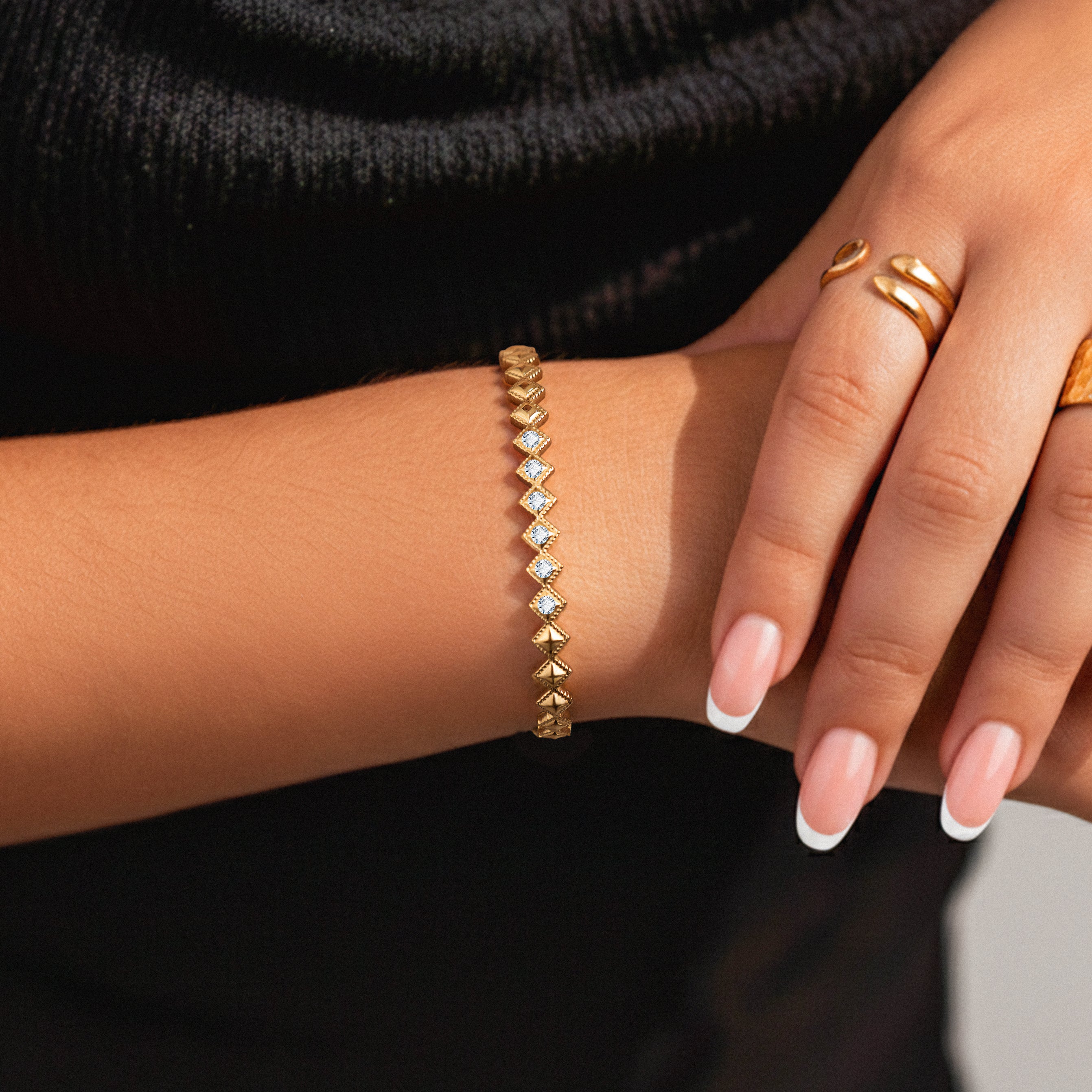 Rhombuses Cuff Bracelet - SophiaJewels