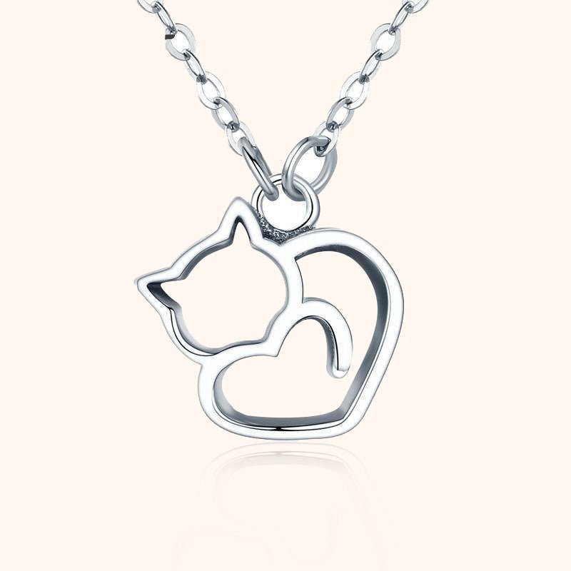 "Loved Cat" Necklace