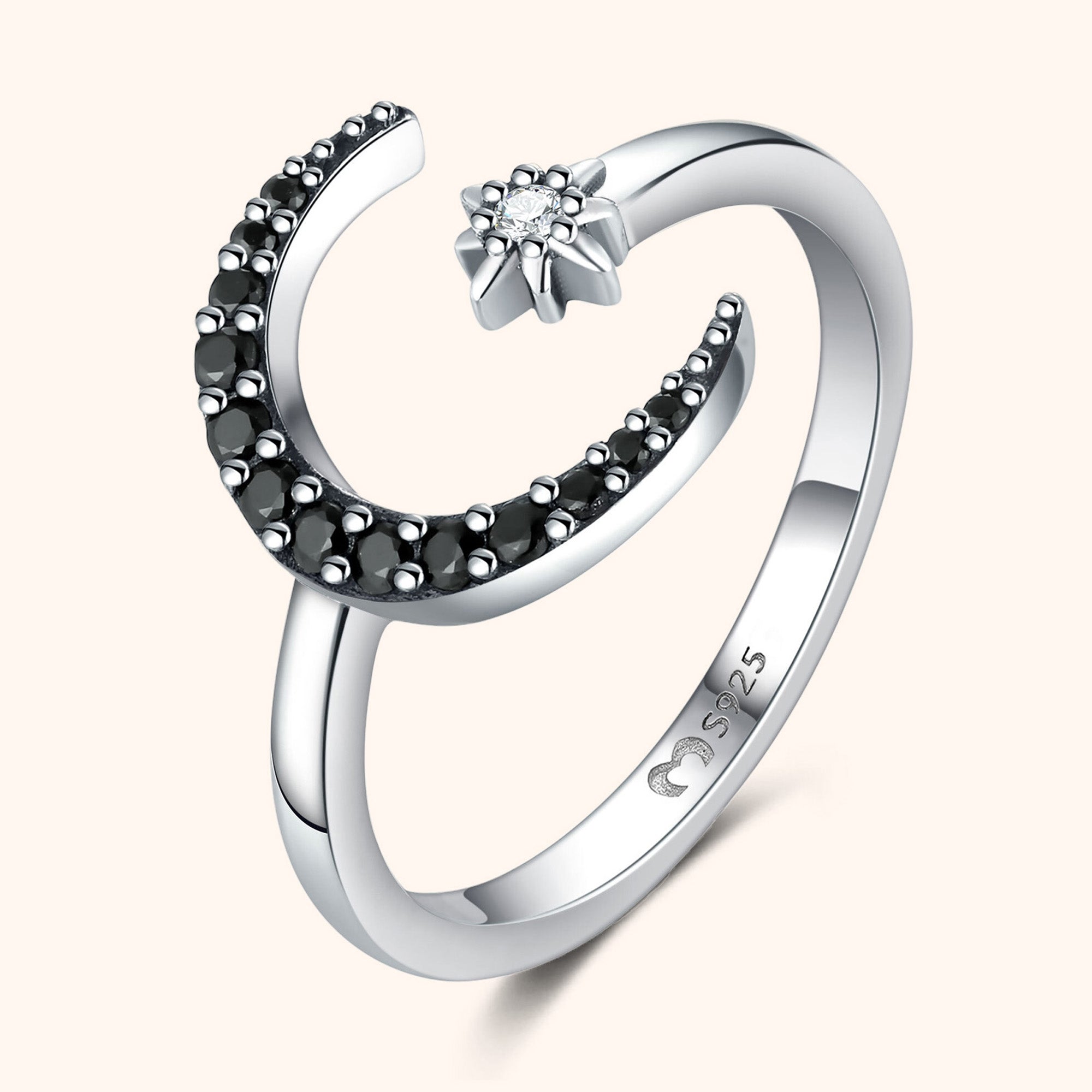 "Crescent Moon" Ring - SophiaJewels