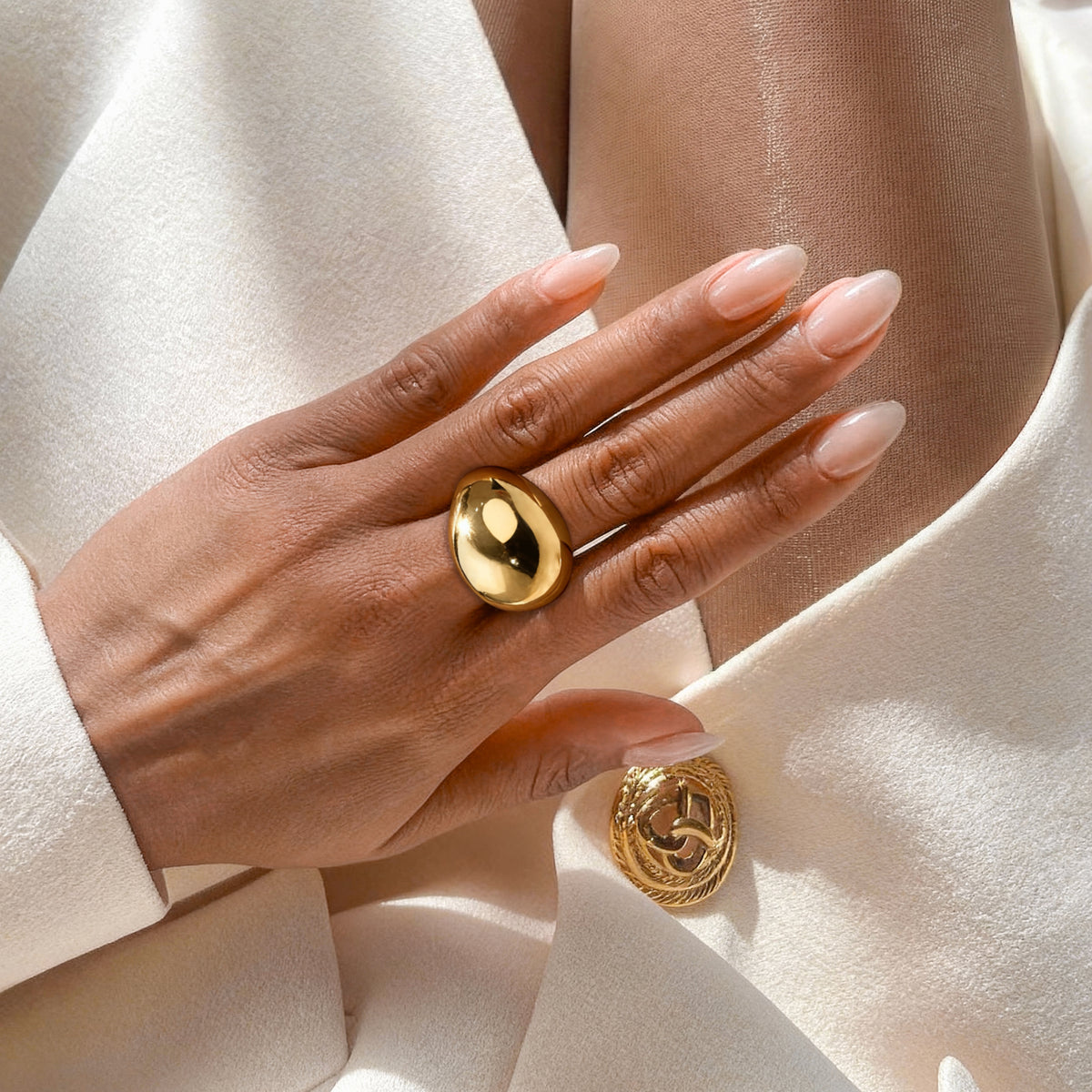 Smooth Band Ring - SophiaJewels