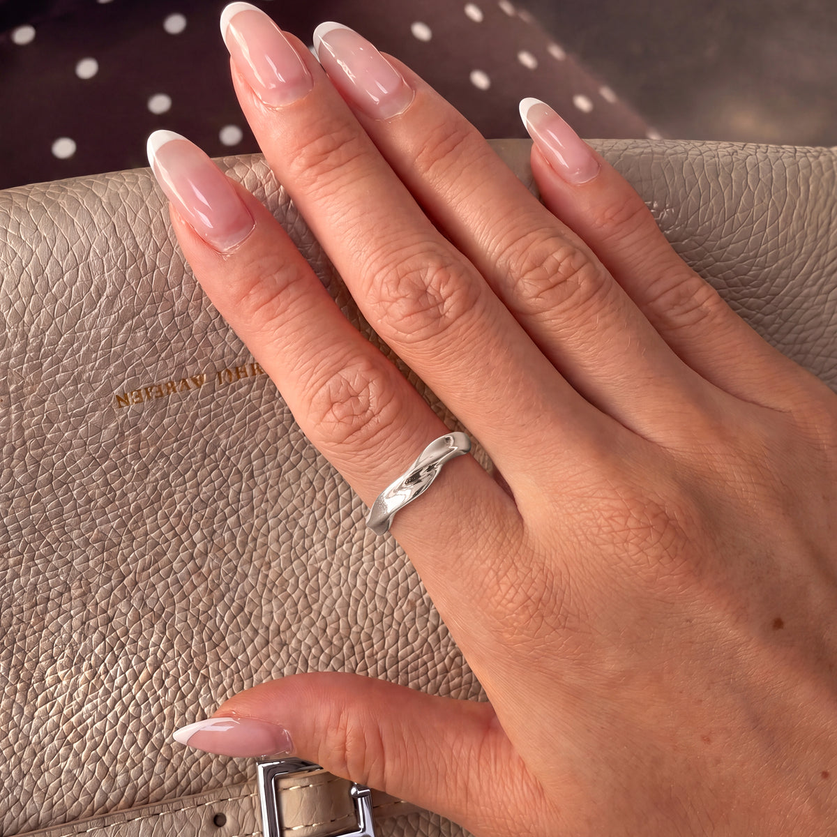 Twisted Band Ring