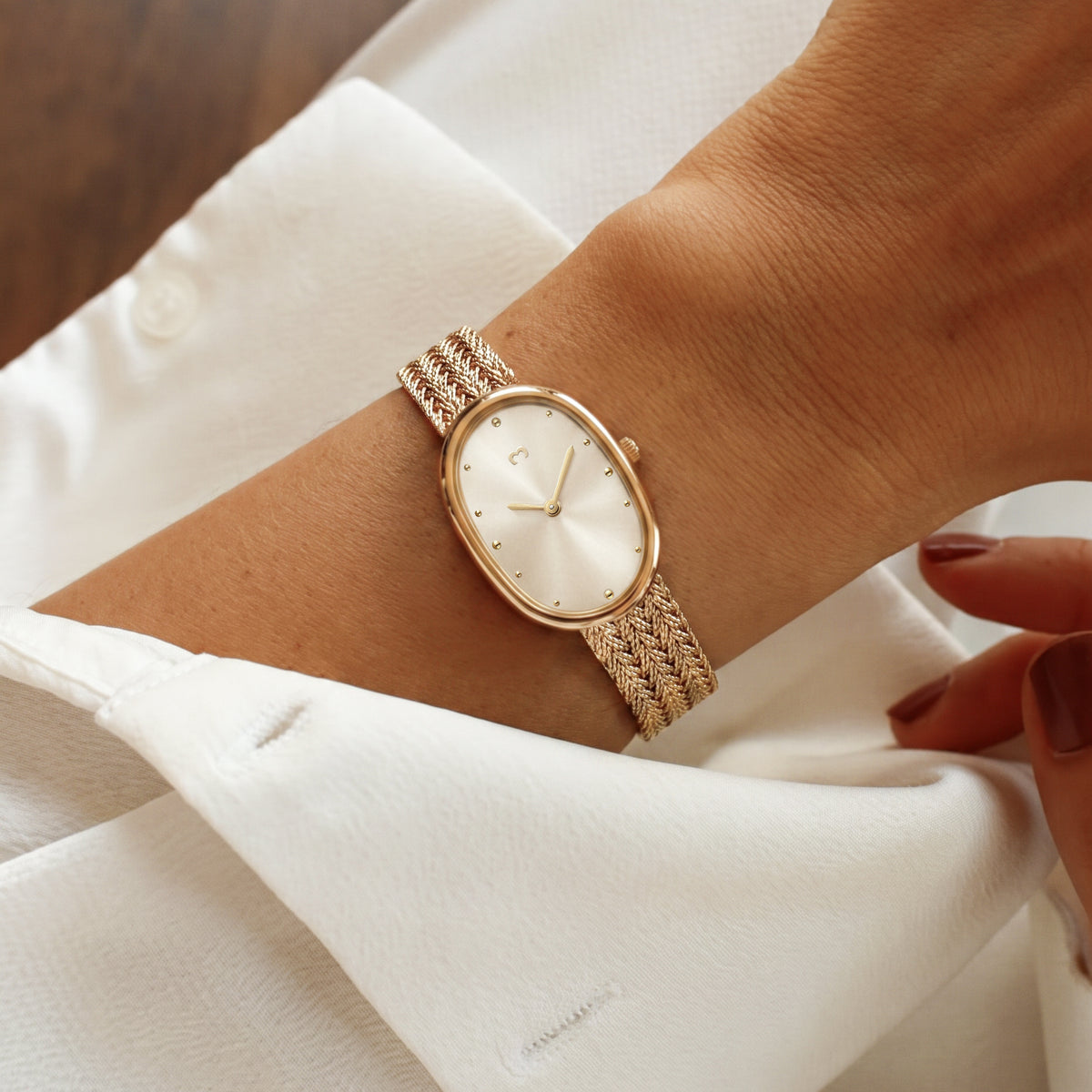 Vintage Royal Watch ~ Gold