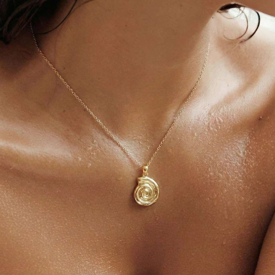 Curled Necklace - SophiaJewels · worn