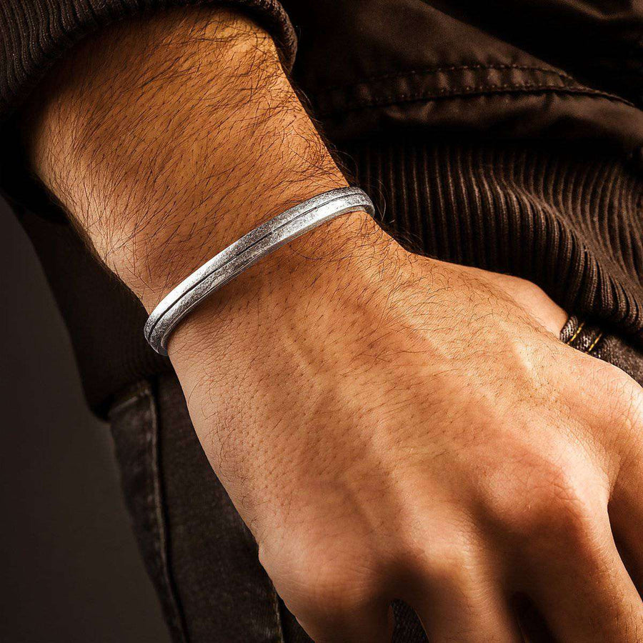 Horizon BRAVE Men's Bracelet - SophiaJewels · worn