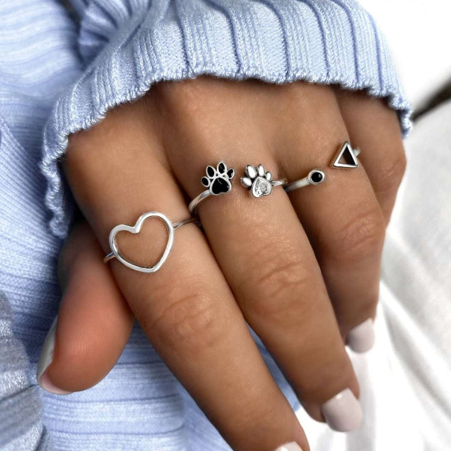 Minimalist Heart Ring - SophiaJewels · worn