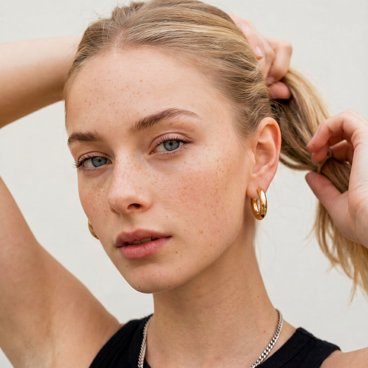 Half Ring Lumina Earrings
