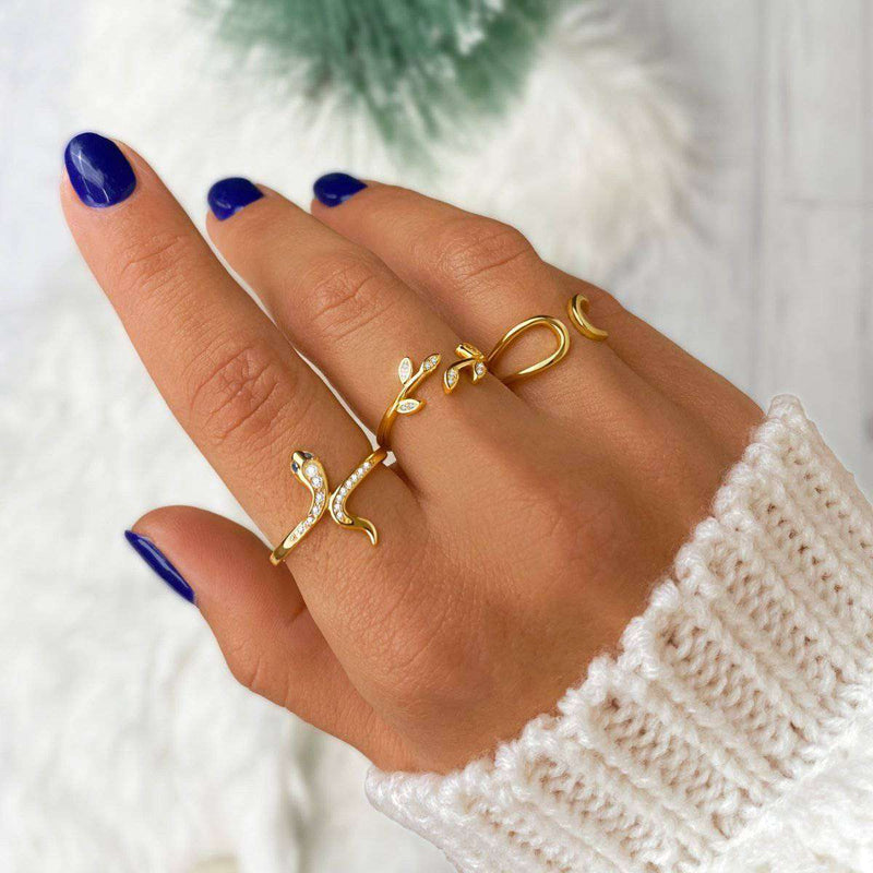 Shiny Leaves Ring