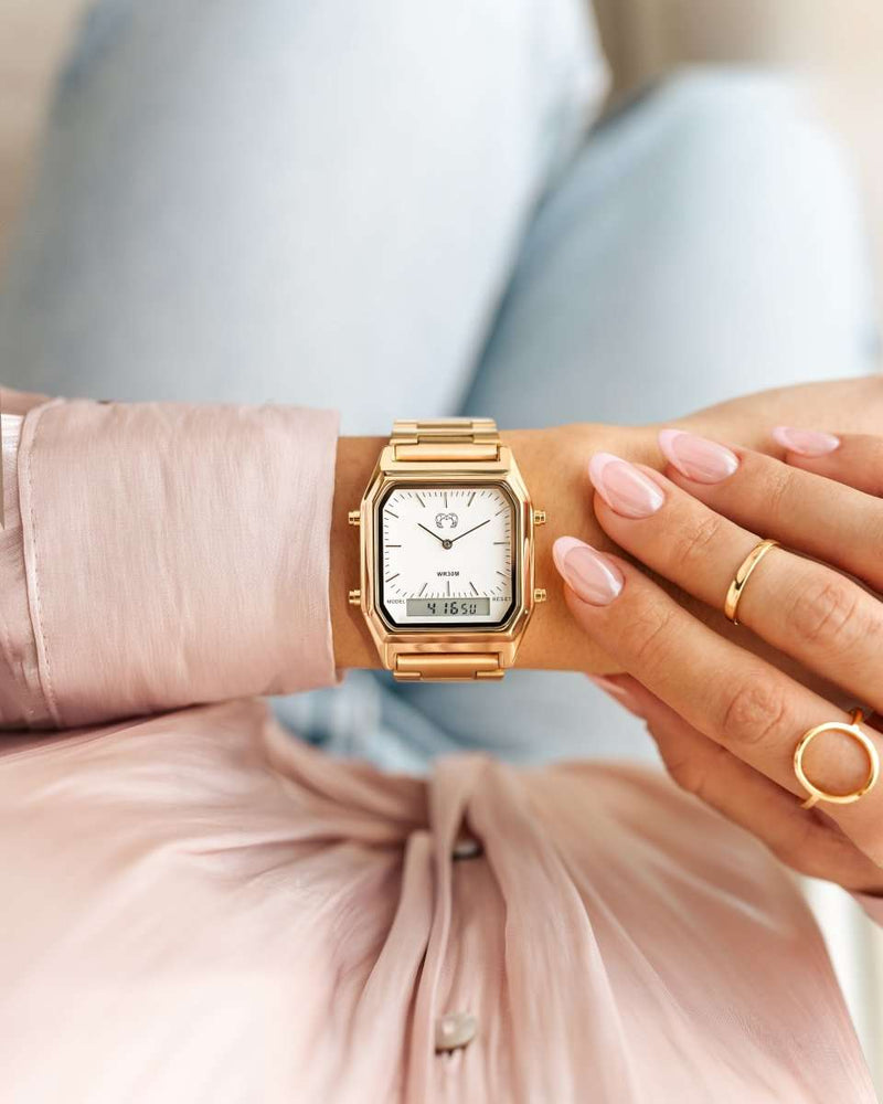 Vintage Retro Watch ~ GoldWhite