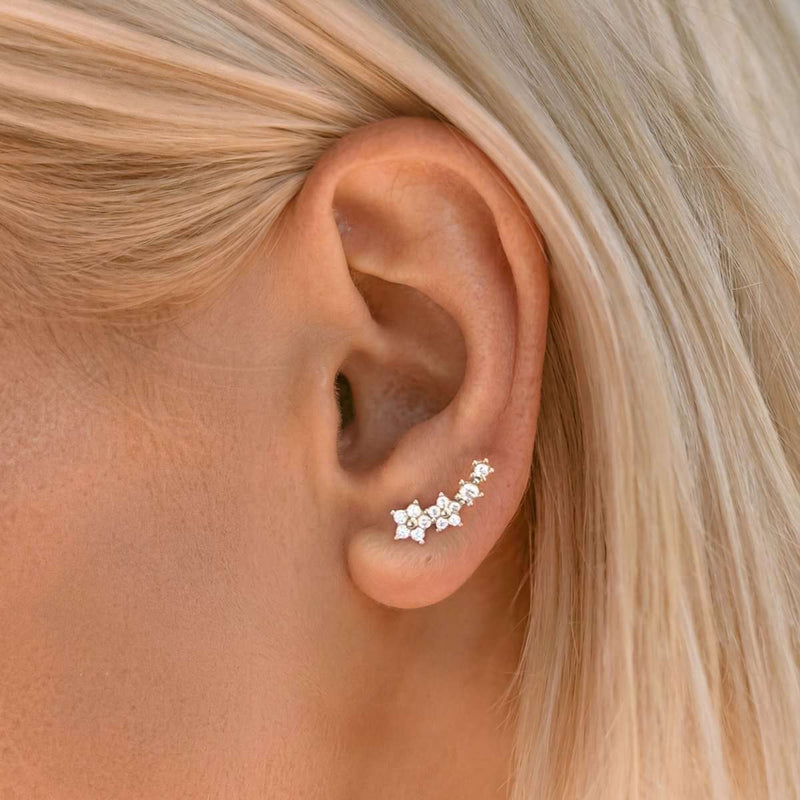White Flowers Earrings
